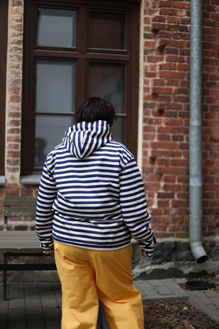 04.23 kaavakekkerit kirja kierrätyskankaista