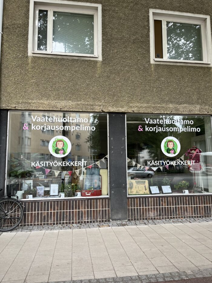 vaatehuoltamo ja korjausompelimo hämeenlinnassa